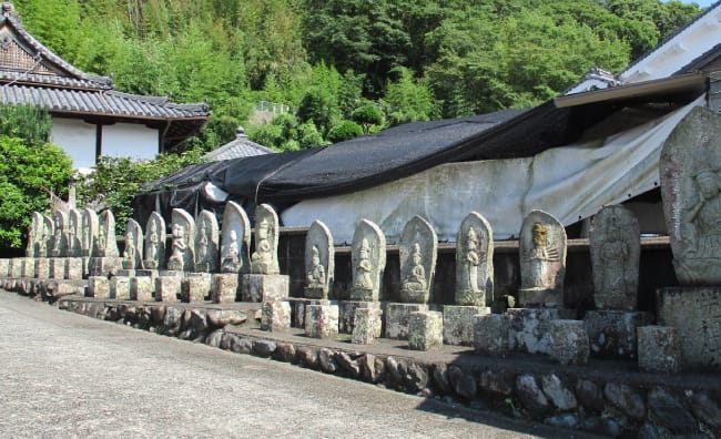 見性寺の石仏